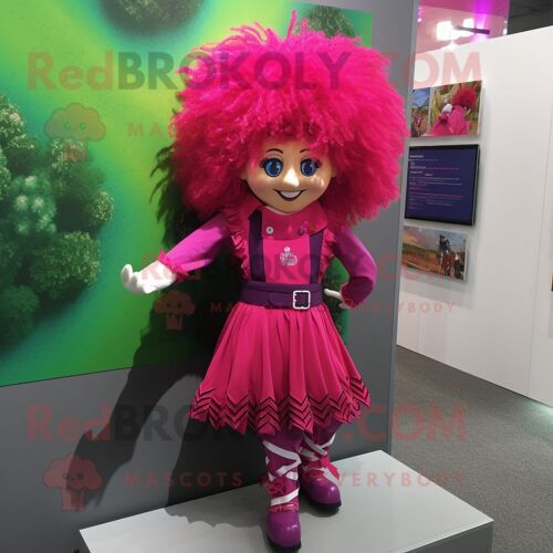 Personnage De Costume De Mascotte Redbrokoly Magenta Irish Dancing Shoes Habillé Avec Un Gilet Et Des Pinces À Cheveux