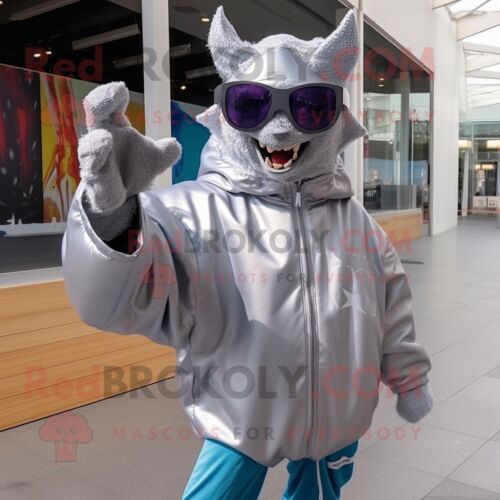 Personnage De Costume De Mascotte Redbrokoly De Démon Argenté Habillé D'un Coupe-Vent Et De Lunettes De Soleil