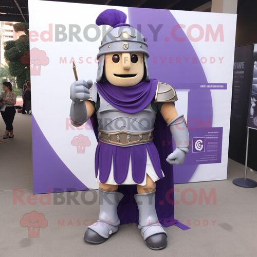 Personnage De Costume De Mascotte Redbrokoly De Soldat Spartiate Lavande Vêtu D'une Robe De Soirée Et D'épingles À Cravate