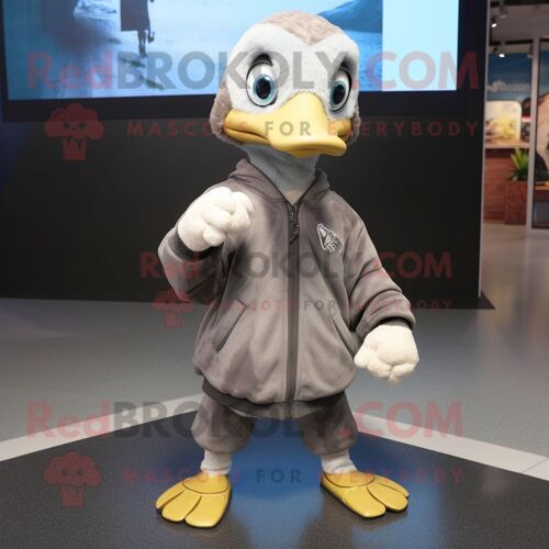 Personnage De Costume De Mascotte Redbrokoly D'oison Gris Habillé D'un Sweat À Capuche Et De Lacets De Chaussures
