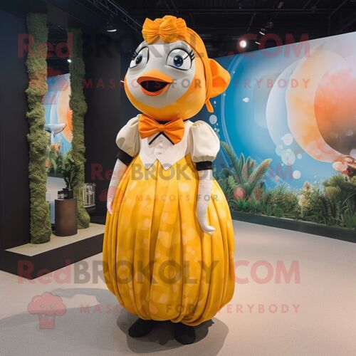 Personnage De Costume De Mascotte Redbrokoly De Poisson Clown Doré Habillé D'une Robe Longue Et De Noeuds Papillon