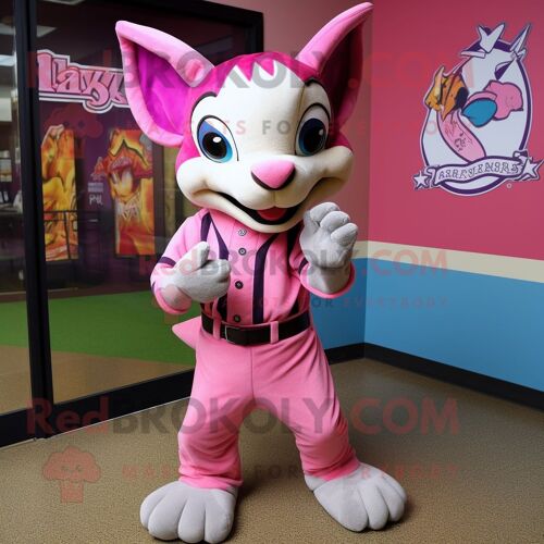 Personnage De Costume De Mascotte Redbrokoly Chupacabra Rose Habillé D'un Tee-Shirt De Baseball Et De Noeuds Papillons