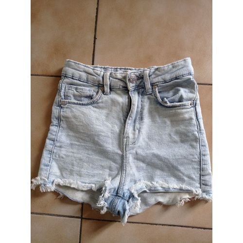 Petit Short En Jean - T. 36 "Bershka"