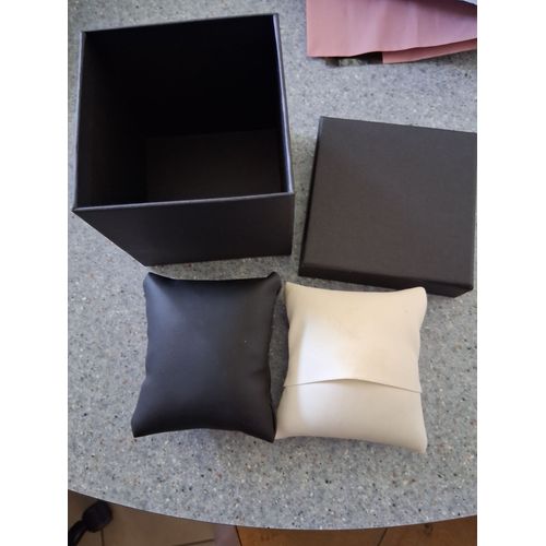 Boite Écrin Et Ses 2 Coussins