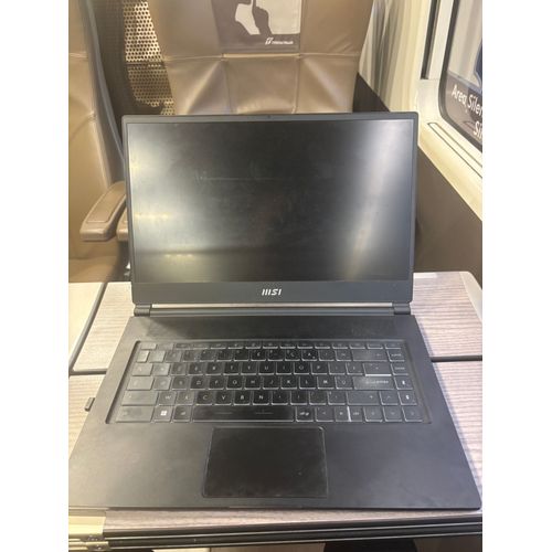 MSI Stealth 15M B12UE-002FR 15.6" Intel Core i7 - Ram 16 Go - DD 1 To
