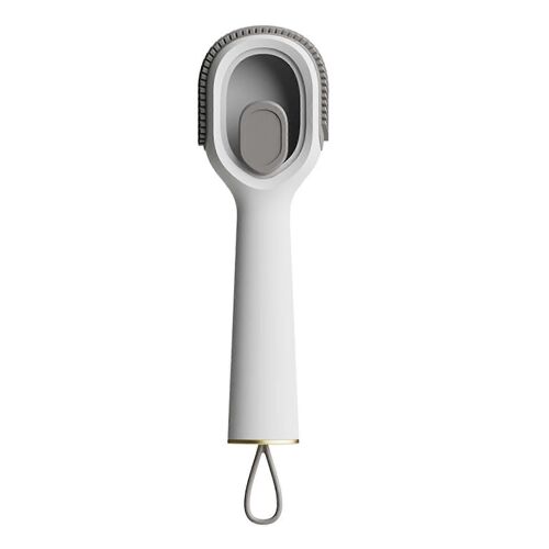 Brosse À Chaussures De Nettoyage En Profondeur Avec Distributeur De Liquide Pour Maintenir Des Chaussures Propres Et Bien Rangées. Brosse De Nettoyage Douce, Blanc Et Gris.