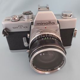 Minolta srT101