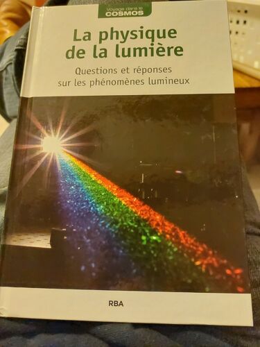 Voyage Dans Le Cosmos Hubert Reeves Collection Rba Le Monde La Physique De La Lumière
