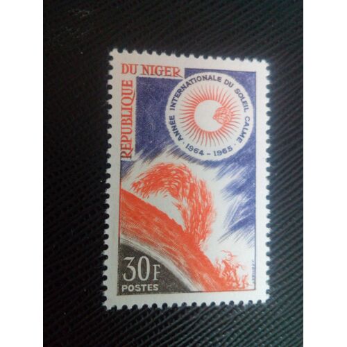 Timbre Niger Y T 144 Année Internationale Du Soleil Calme, 1964-65. 1964 ( 061206 )*