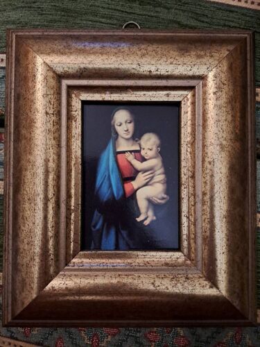 Cadre. La Madone À L'enfant. Raphaël. Les Grands Maitres De La Peinture.