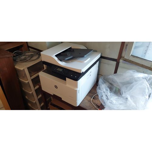 Imprimante A4 / A3 Scanner, HP LaserJet M443nda, servie 1 fois