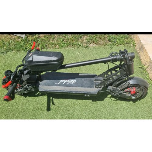 Superbe Trottinette Weebot Zéphyr 52v 18ha .