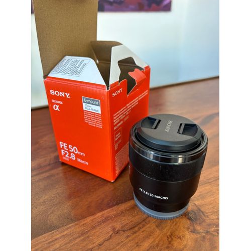 Objectif Sony FE 50mm f/2.8 Macro