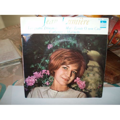 Les Quatre Dimanches De Mai +3.