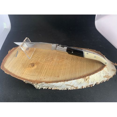 Couteaux Type Camarguais Manche Corne De Taureau