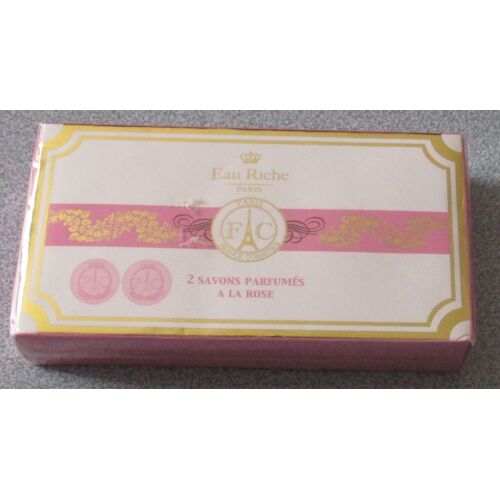 Coffret De 2 Savons Parfumés À La Rose Eau Riche Paris De France Cosmetiics - 100g X 2 - Boite Carton Sous Cellophane 