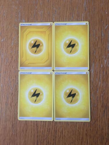 (1681) 4 Cartes Énergie Type "Électrique" (Pokemon)
