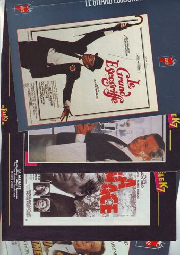 Lot 8 Jaquettes Videos Vhs - Pour Films Yves Montand -
