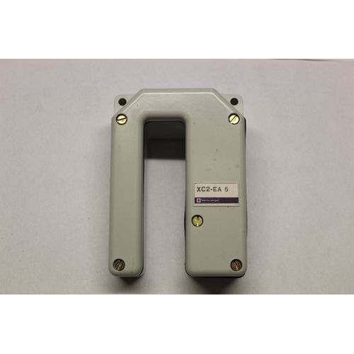 Telemecanique DETECTEUR MAGNETIQUE XC2-EA5