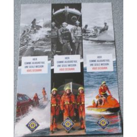 Petit Calendrier Cartonné 2022 15x21cm - 1 Face Avec Les 12 Mois De L'année - 1 Face Avec Photos Et Slogans Des Sauveteurs En Mer