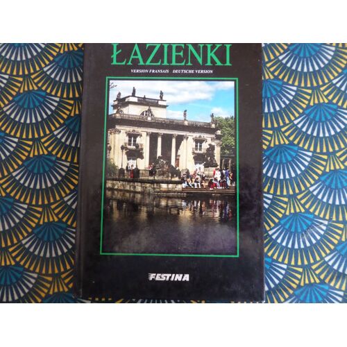 Lazienki // Festina