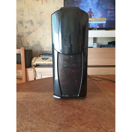 Dragon3 Led Rouge Amd fx 4130 - 3.8 Ghz - Ram 16 Go - SSD 1 To + HDD 1 To