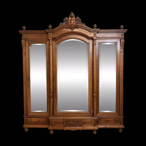 Armoire Style Louis Xvi En Noyer Vers 1850 Marron