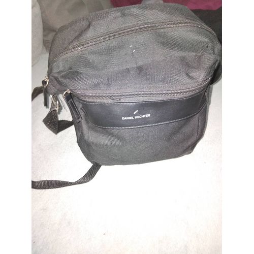 Petite sacoche noire Daniel Hechter