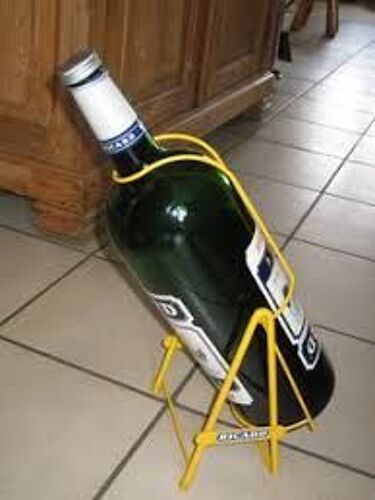 Bouteille De Ricard Vide De 4,5 Litres Sur Balencelle