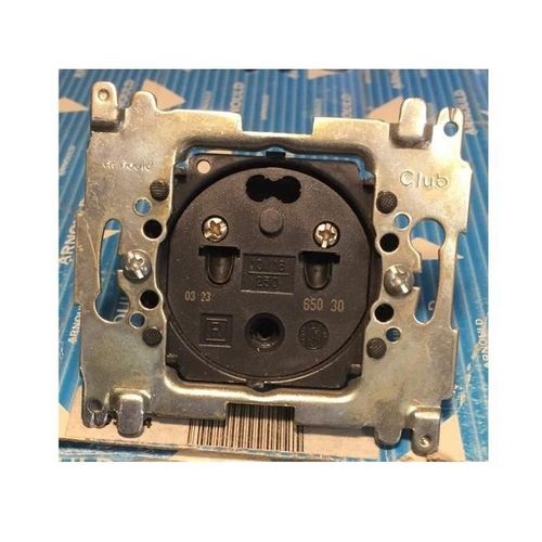 Arnould 65030 Prise 2P 10/16A 230V à éclipses - Club