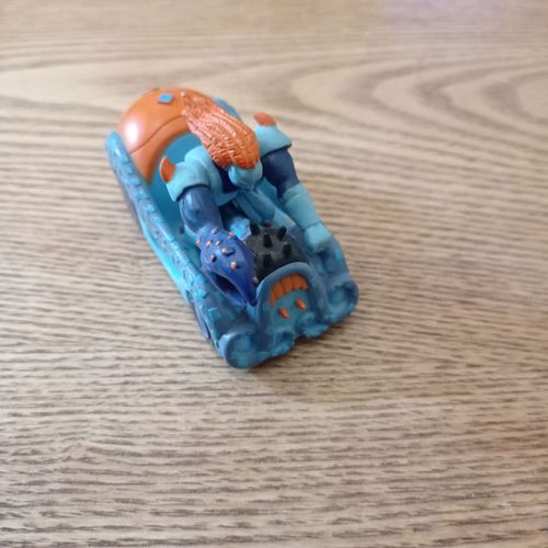 Figurine + Vehicule Gormiti -2008-