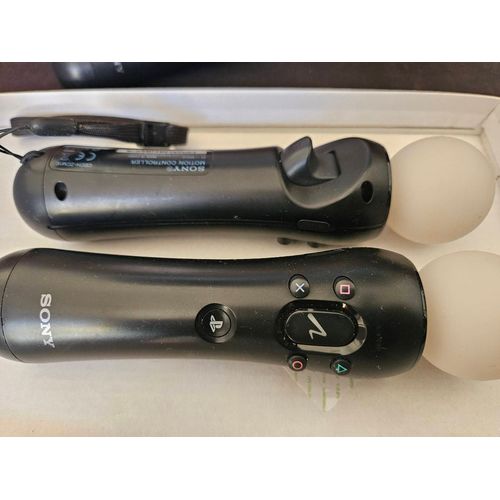 Manettes de jeu et jeu BOOK of SPELLS