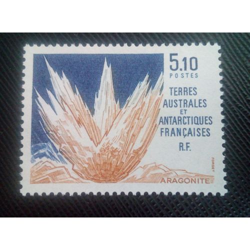 Timbre T A A F Y T 153 Minéraux Aragonite 1990 ( 171006 )