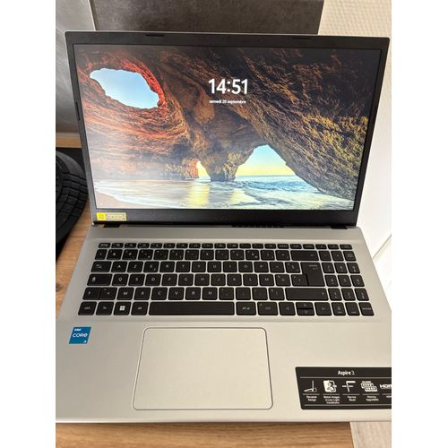 Acer Aspire 3 - 15.6" Intel Core i3 - Ram 8 Go - DD 512 Go