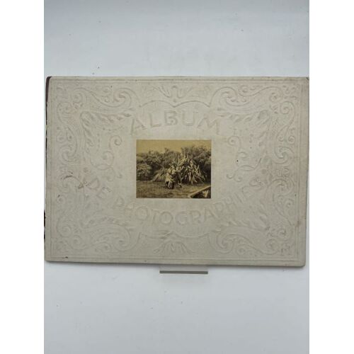 Albums De Photographies "Dans L'intimité Des Personnages Illustres". 1860-1905