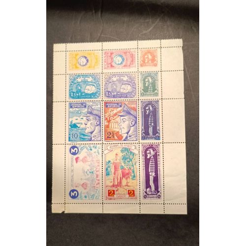 Planche De Timbres - Vignettes Journal De Spirou - Dalton , Buck Danny - Vieux Nick...