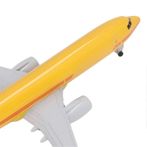 Alliage de jet de passagers modèle de moulage sous pression modèle d'avion jaune avion jouet avec présentoir