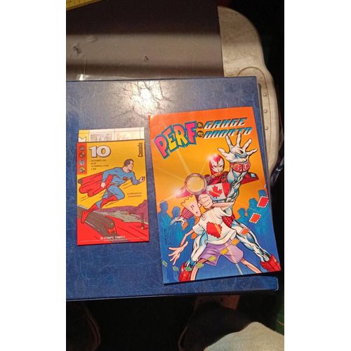 Boc De Timbres - Comics - Super Heros - Canada - Superman , Fleur De Lys , Nelvana .....