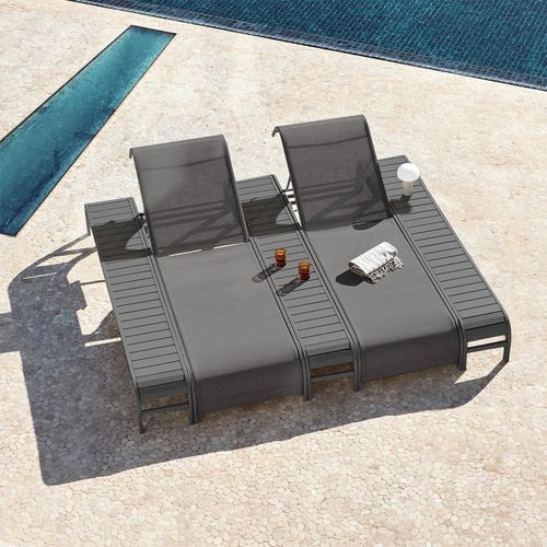 Ensemble De 2 Chaises Longues Inclinables Et 3 Tables D'appoint En Acier Marietta Gris Graphite