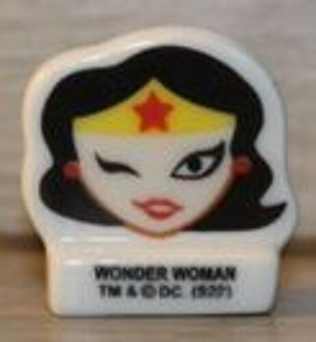 Fève Wonder Woman _ Série Super Héros Dc ( Brillante) Pasquier (2023 ) Ref 423