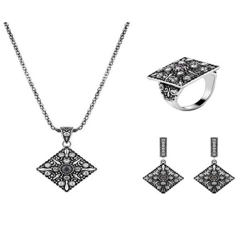 Mode Femme Mariée Ethnique Géométrie Bijoux Ensembles Alliage Collier / Clous D'oreille / Bague (Argent)