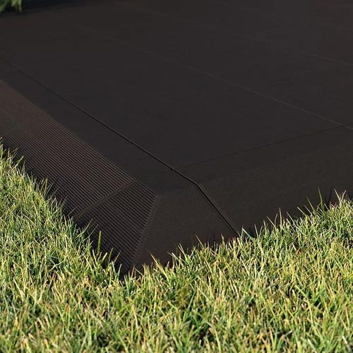 Angle de terrasse composite aspect pierre anthracite Angara Klikstrom 20 x 20 cm