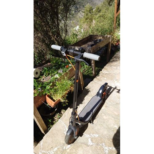 Trottinette Ninebot Segway F40