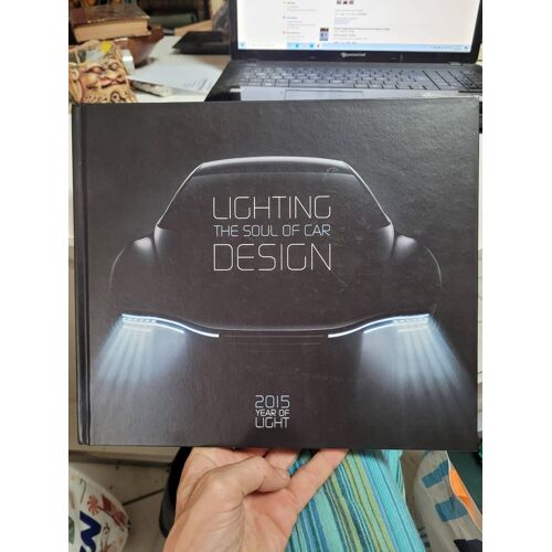Lighting The Soul Of Car Design ... 2015 Year Of Light . Hector Fratty Et Salomon Berner