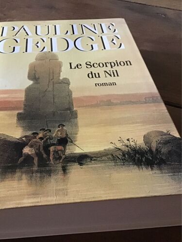 Pauline Gedge ( Le Scorpion Du Nil )