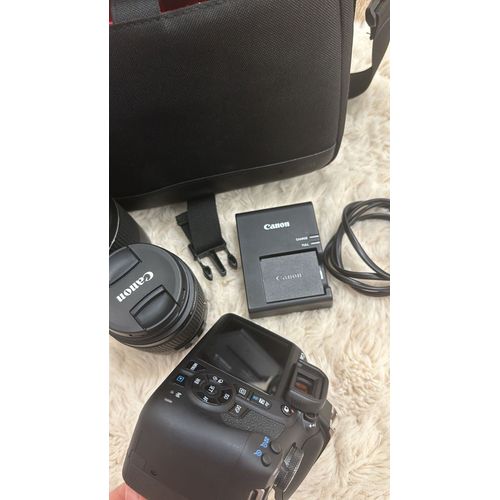Canon 2000d+18 55is+75 300
