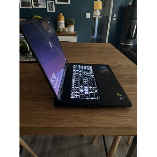 MSI Pulse 17 AI C1V - 17.3" Intel Core Ultra 7 155H - 1.4 Ghz - Ram 16 Go - SSD 1 To