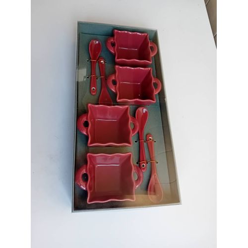 Lot De 4 Ramequins Avec Leurs Cuillères En Céramique Et Vernis Rouge-Bordeau