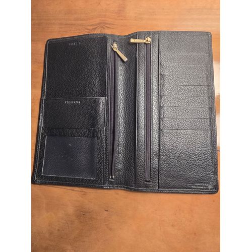 Portefeuile, cartes, chéquier Longchamp, pleine peau.