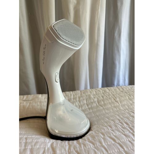 Vends défroisseur de la marque beko très peu servi, servi fonctionne parfaitement